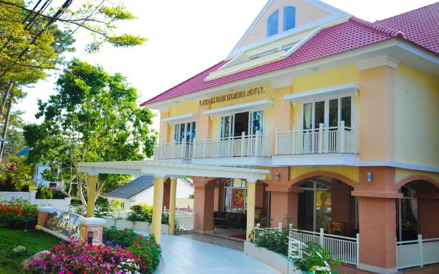 Phuong Nam Mimosa Hotel Далат вид на фасад