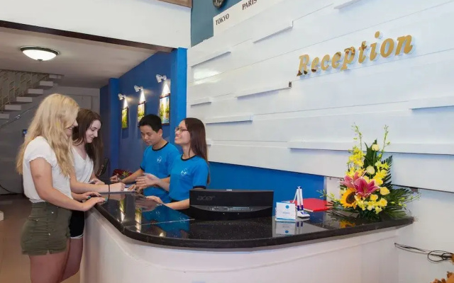 Friends Inn  Travel
