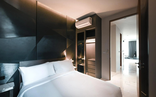 Glam Habitat Hotel