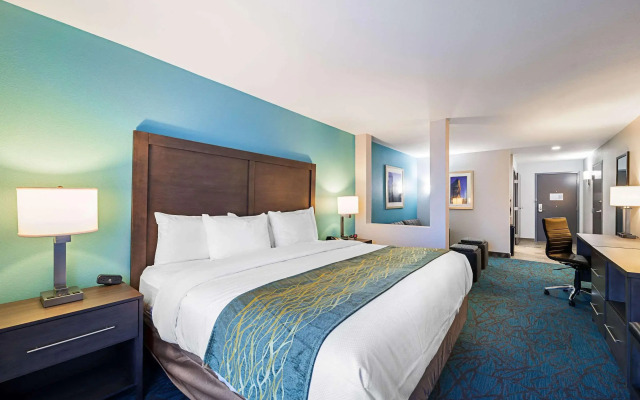 Comfort Inn & Suites Oklahoma City near Bricktown