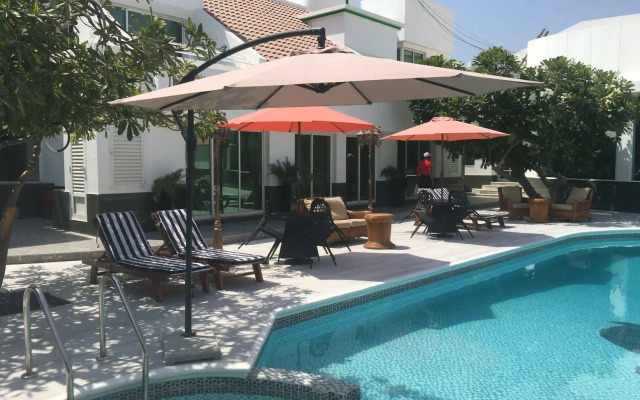 Al Khalidiah Resort