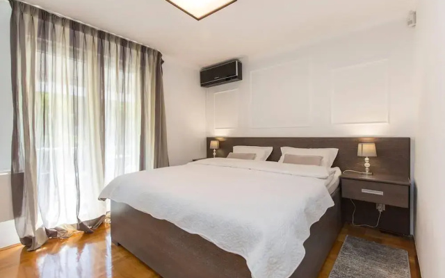 Apartment Parentium - Stay in the Heart of Porec