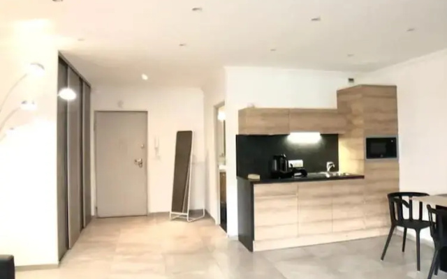 MyAgent studio moderne tout confort-carnot 10 min palais