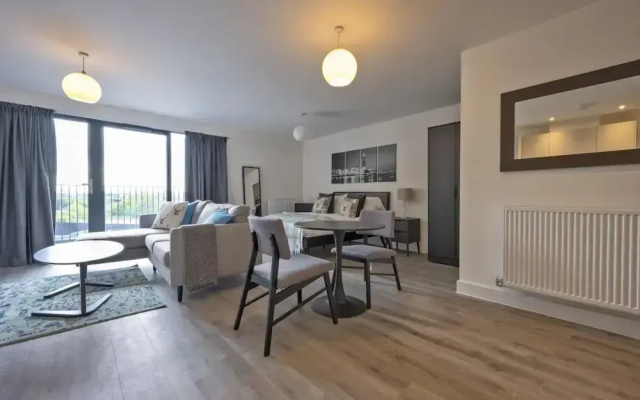 Seven Living Ashford - Luxury Studio Apartment