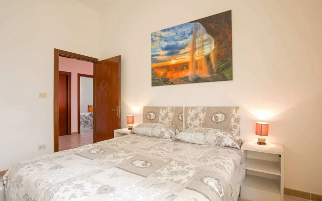 Villa in Italy With Private Garden Retreat