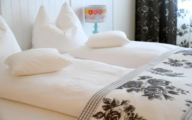B&B Domizil Gols, Hotel Garni