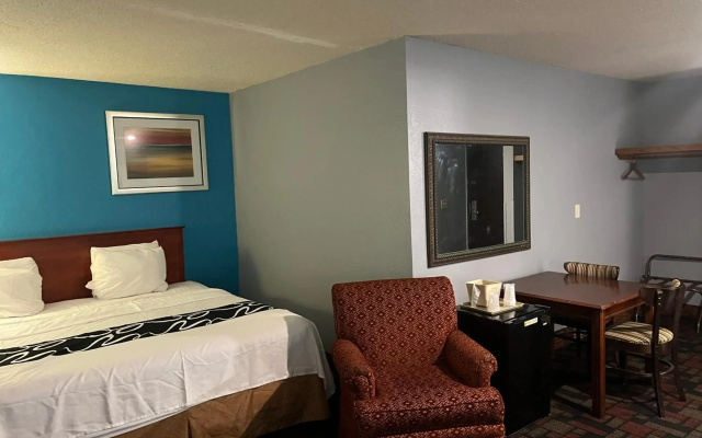 Rodeway Inn Whitehall