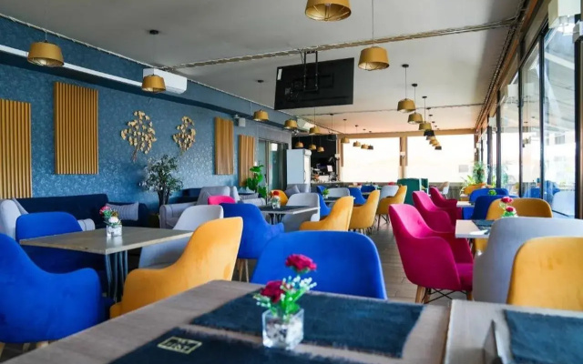 First Suites Hôtel