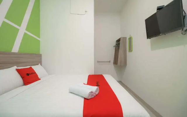 RedDoorz Plus @ Grand Tara Homestay Palembang