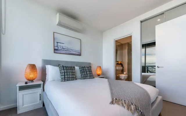 Melbourne Private Apartments - Collins Street Waterfront, Docklands