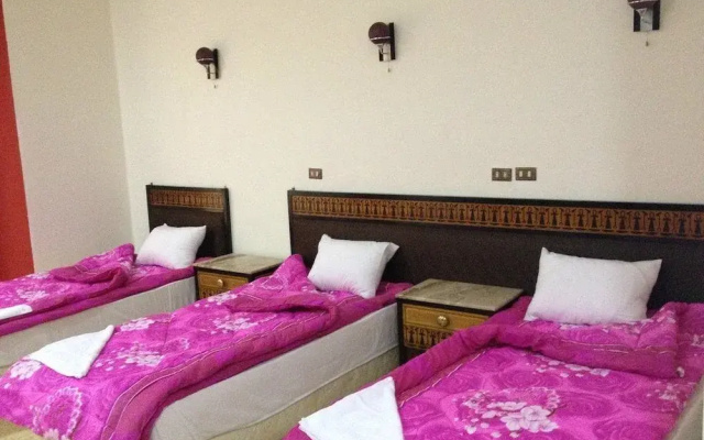 Regent House - Hostel