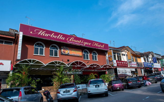 OYO 434 Marbella Hotel
