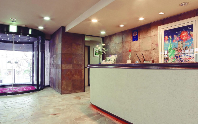 Kumegawa Wing Hotel