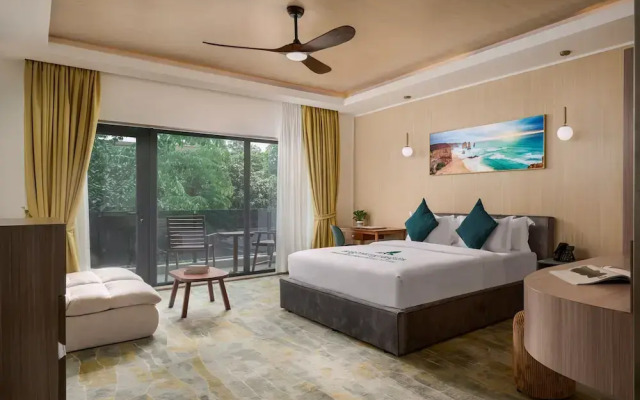 Smile Boutique Hotel by EHM