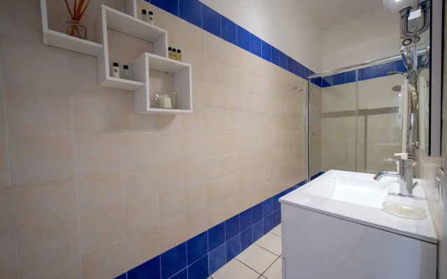 Tasso Apartments