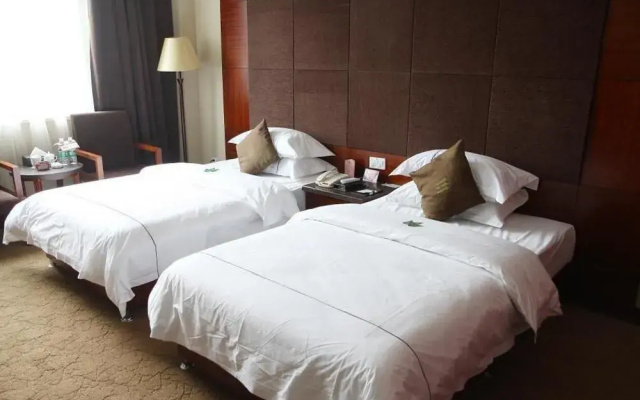 Hollyear Hotel