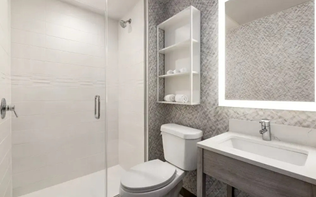 Holiday Inn LIC - LaGuardia West