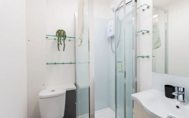 Kensal Green Studio London - by Resify