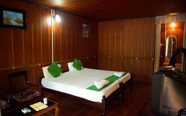 Backwater Retreat - Honeymoon House