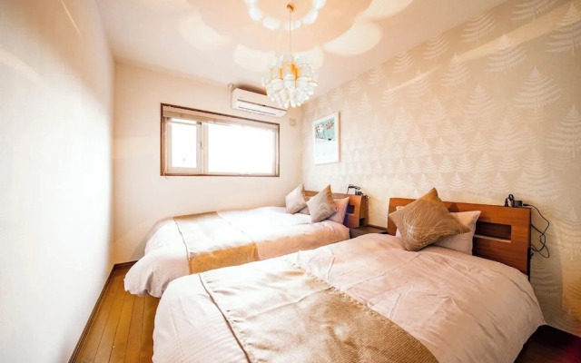 The Beehive 1