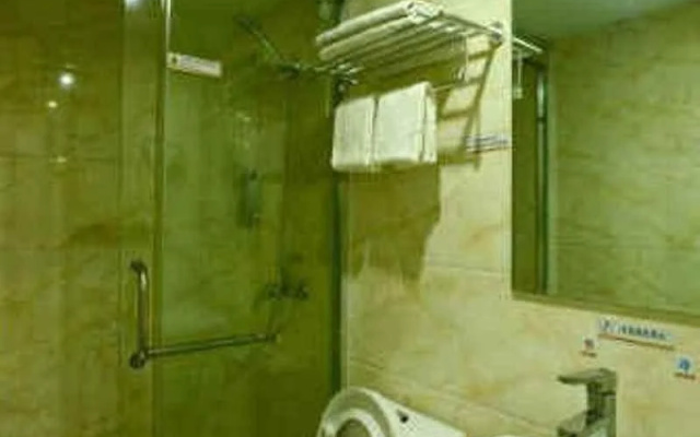 Super 8 by Wyndham Hangzhou Bai Huo Da Lou