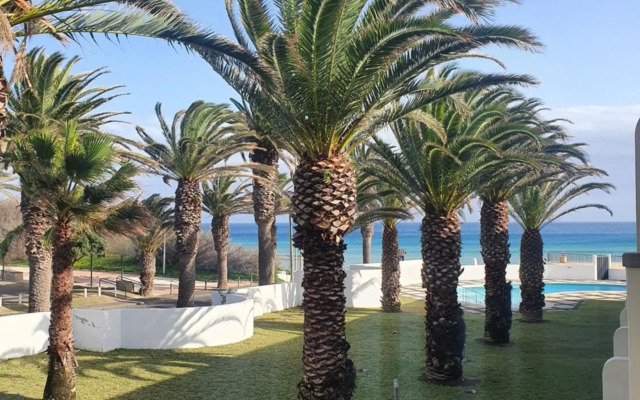 Отель Torre Praia Hotel