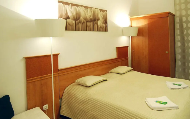 Hostel - With Private Entrance