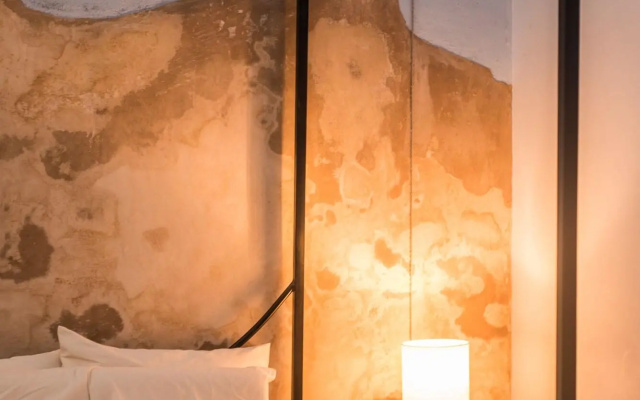 IMIX Hotel