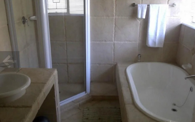 Shaka Guest House