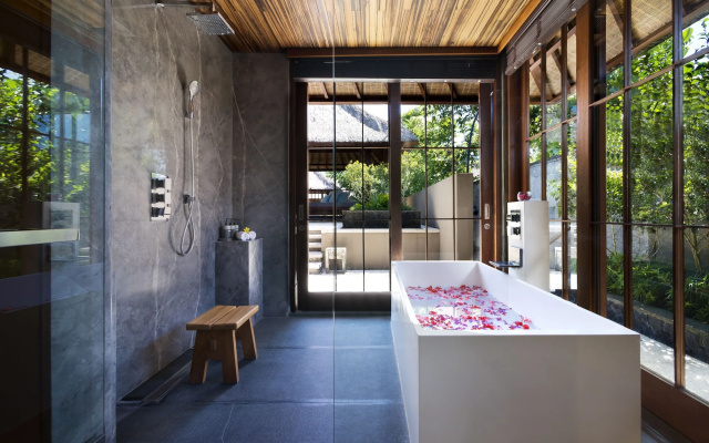 HOSHINOYA Bali