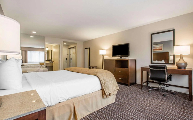 Quality Inn & Suites Hermosa Beach