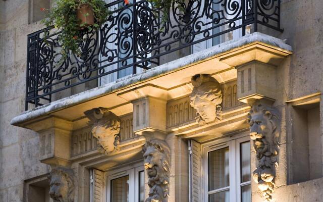 Lenox Montparnasse Hotel вид на фасад