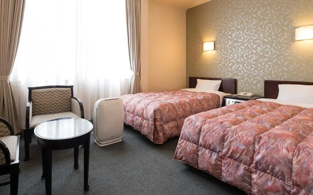 Kotohira River Side Hotel
