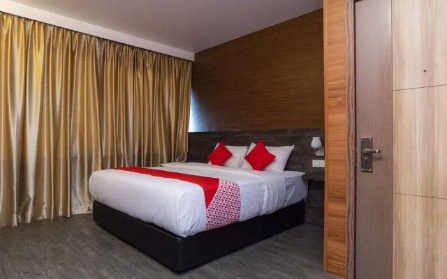 OYO 44085 Zen Zeng Hotel