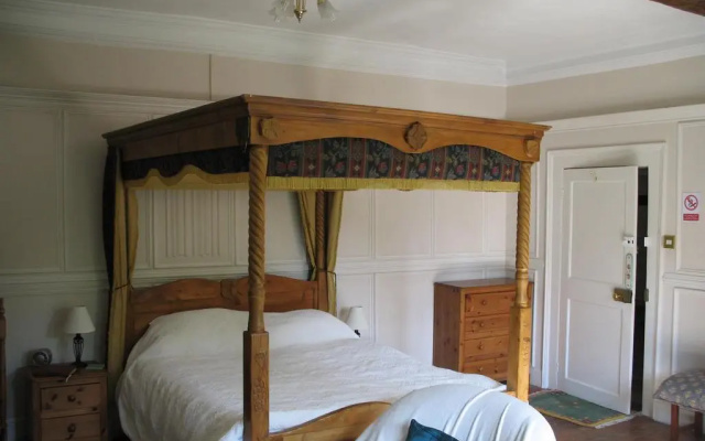 Rothmans B&B
