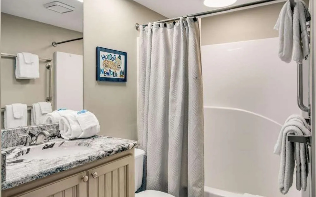Windward Pointe 1002 By Redawning