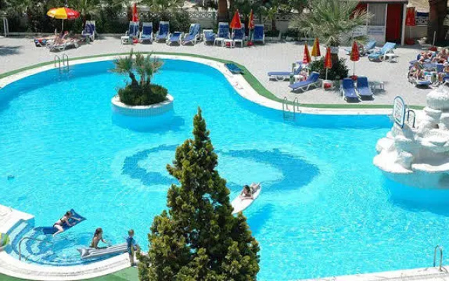 Tropicana Garden Hotel