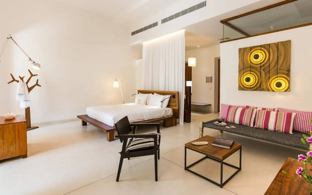 La Villa Hotel