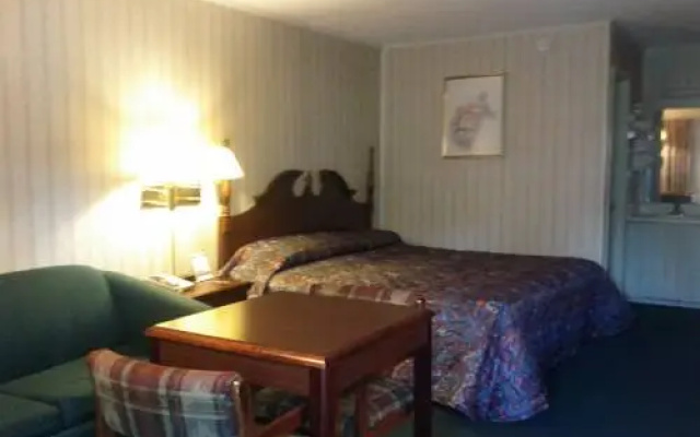OYO Hotel Calhoun GA I-75 & US-41 Hwy