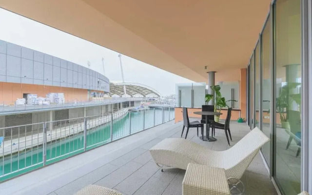 Waterfront Acquario House