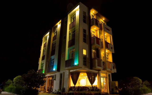 Express Inn in Hulhumale, Maldives from 92$, photos, reviews - zenhotels.com hotel front