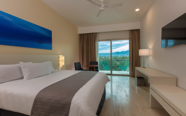 Отель Krystal Puerto Vallarta
