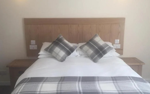 Urquhart Caledonian Hotel