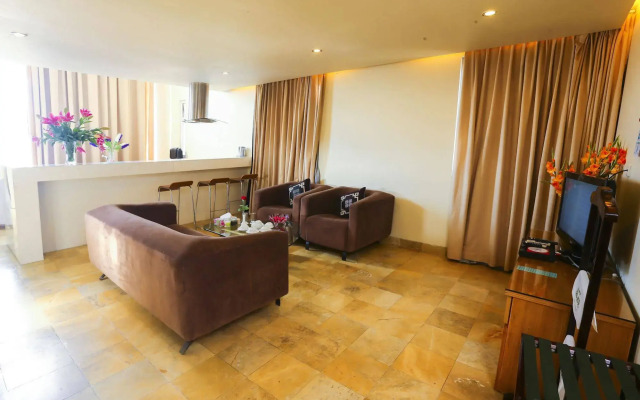 A25 Premium Hotel - 12 Ngo Si Lien