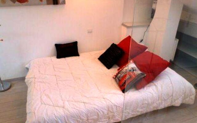 Отель Arthur Properties Rue d'Antibes комната для гостей