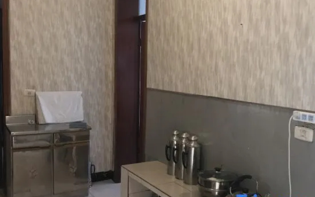 Xingxing Hotel