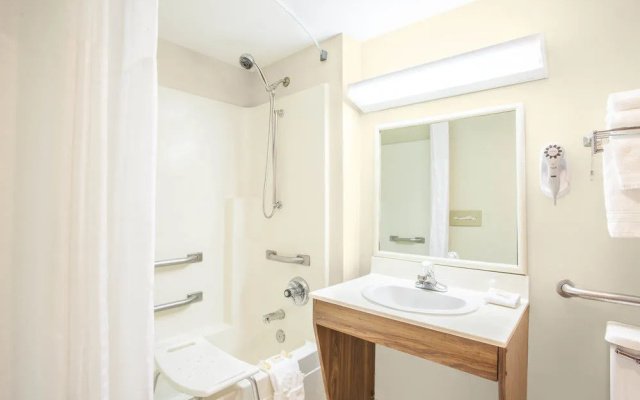 Days Inn By Wyndham Glasgow