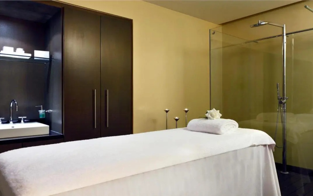 Отель The Westin Palace, Milan