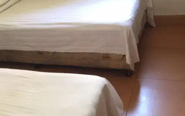 Hongxing Hostel