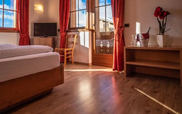 Hotel Alpino